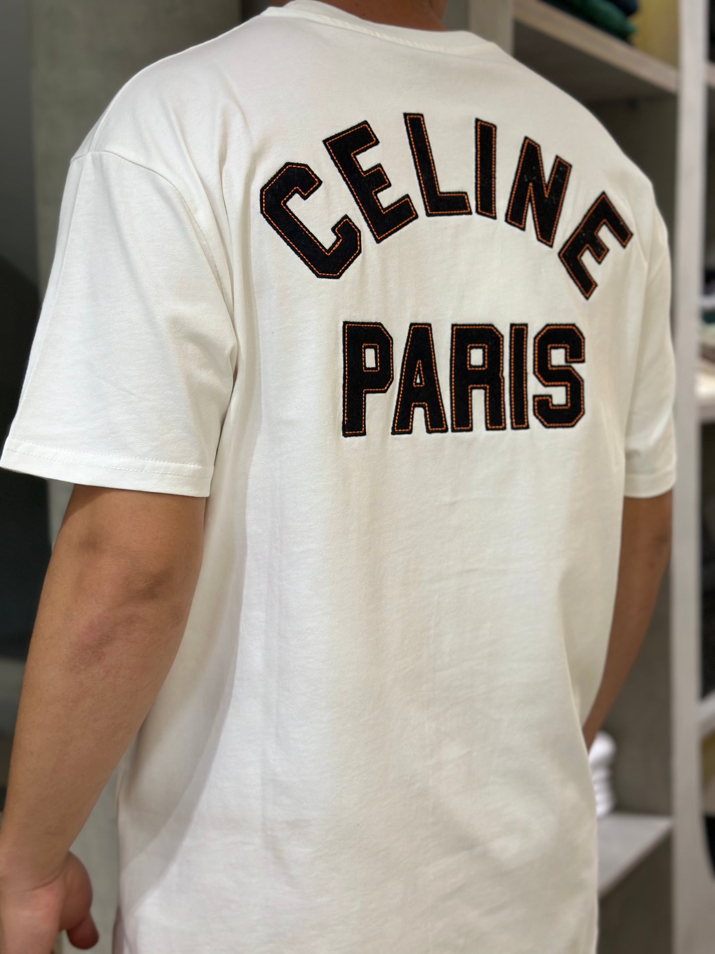 Camiseta CELINE con Letras en Aplique
