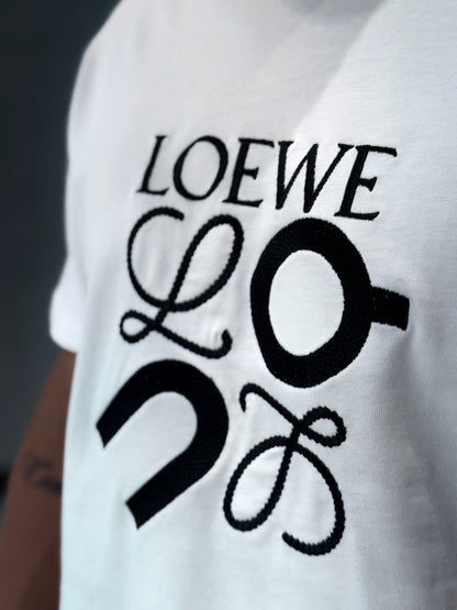 camiseta LOEWE ON Bordado