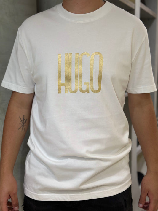 Camiseta HUGO con Estampado Metalizado en el Frente