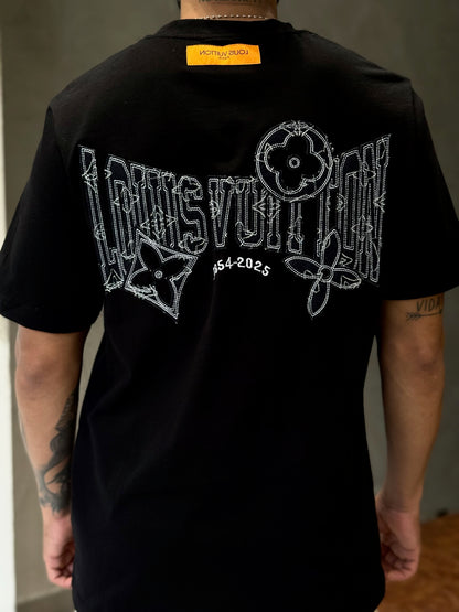 Camiseta LOUIS VUITTON con Aplique en Tela Jean y Bordado