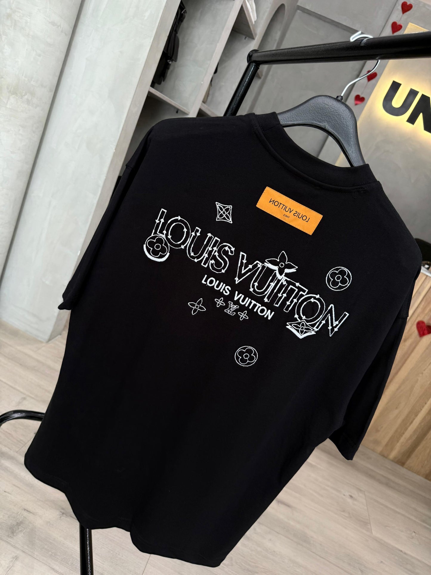 Camiseta LOUIS VUITTON con Bordado en el Frente y la Espalda