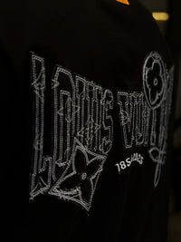 Camiseta LOUIS VUITTON con Aplique en Tela Jean y Bordado
