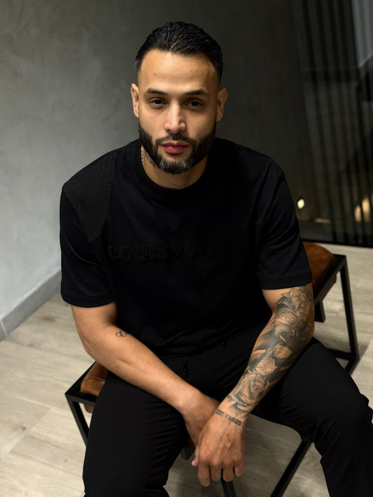 Camiseta LOUIS VUITTON con Detalles Bordados y Apliques en Rizo