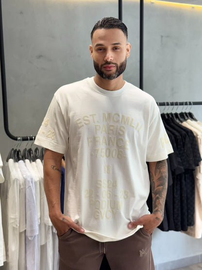 Camiseta GIVENCHY con Detalles en Gamuza