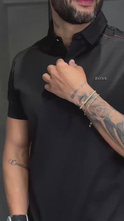Camiseta Tipo Polo BOSS con Detalle en los Hombros