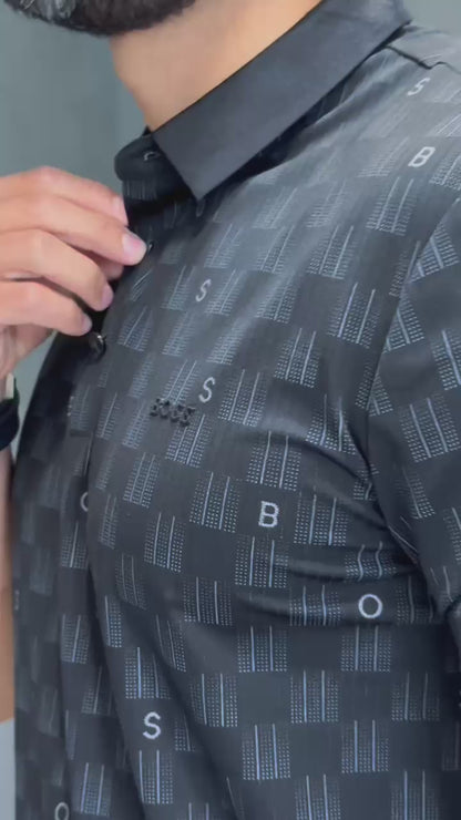 Camiseta BOSS con Logomania en la tela