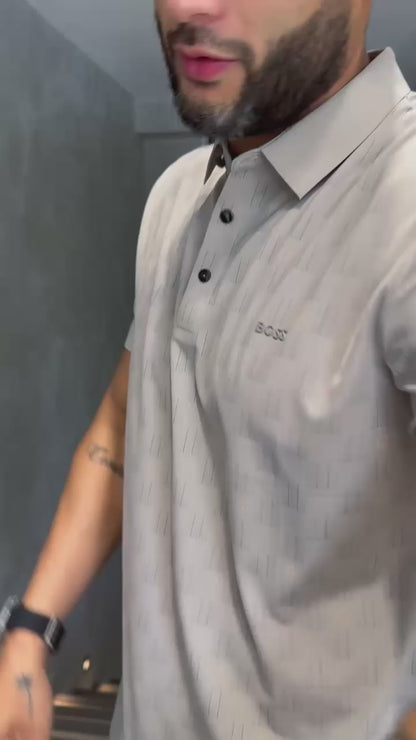 Camiseta BOSS con Logomania en la tela